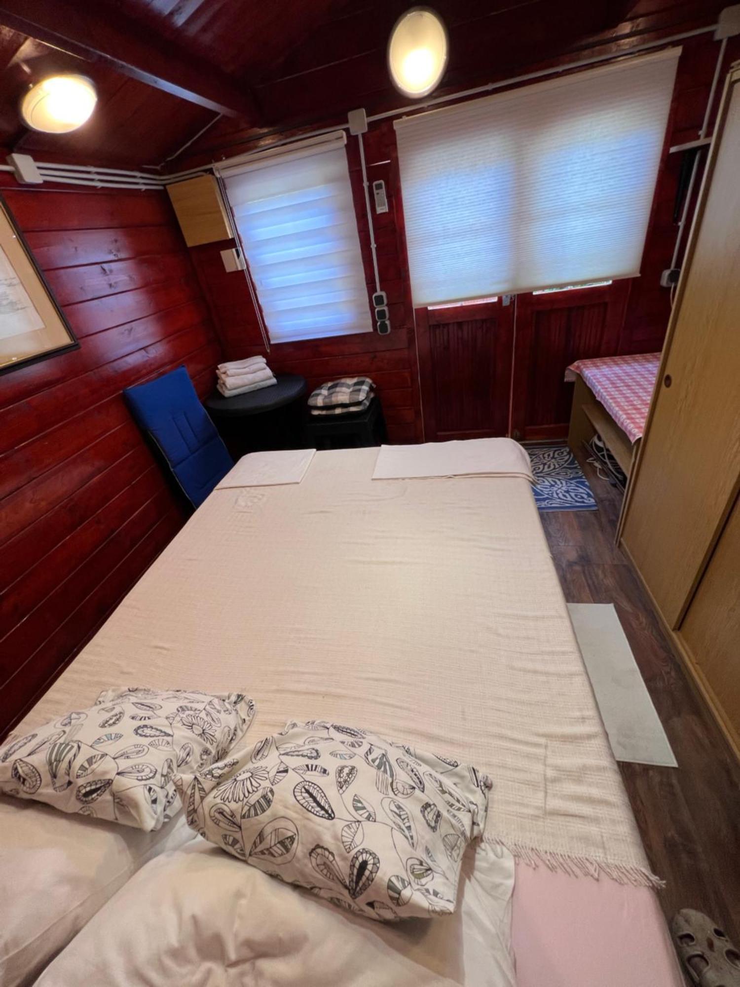 Villa Dalibor wellness, 2 jacuzzies, sauna, parking, grill, observatory, Mediterranean garden Nin Esterno foto