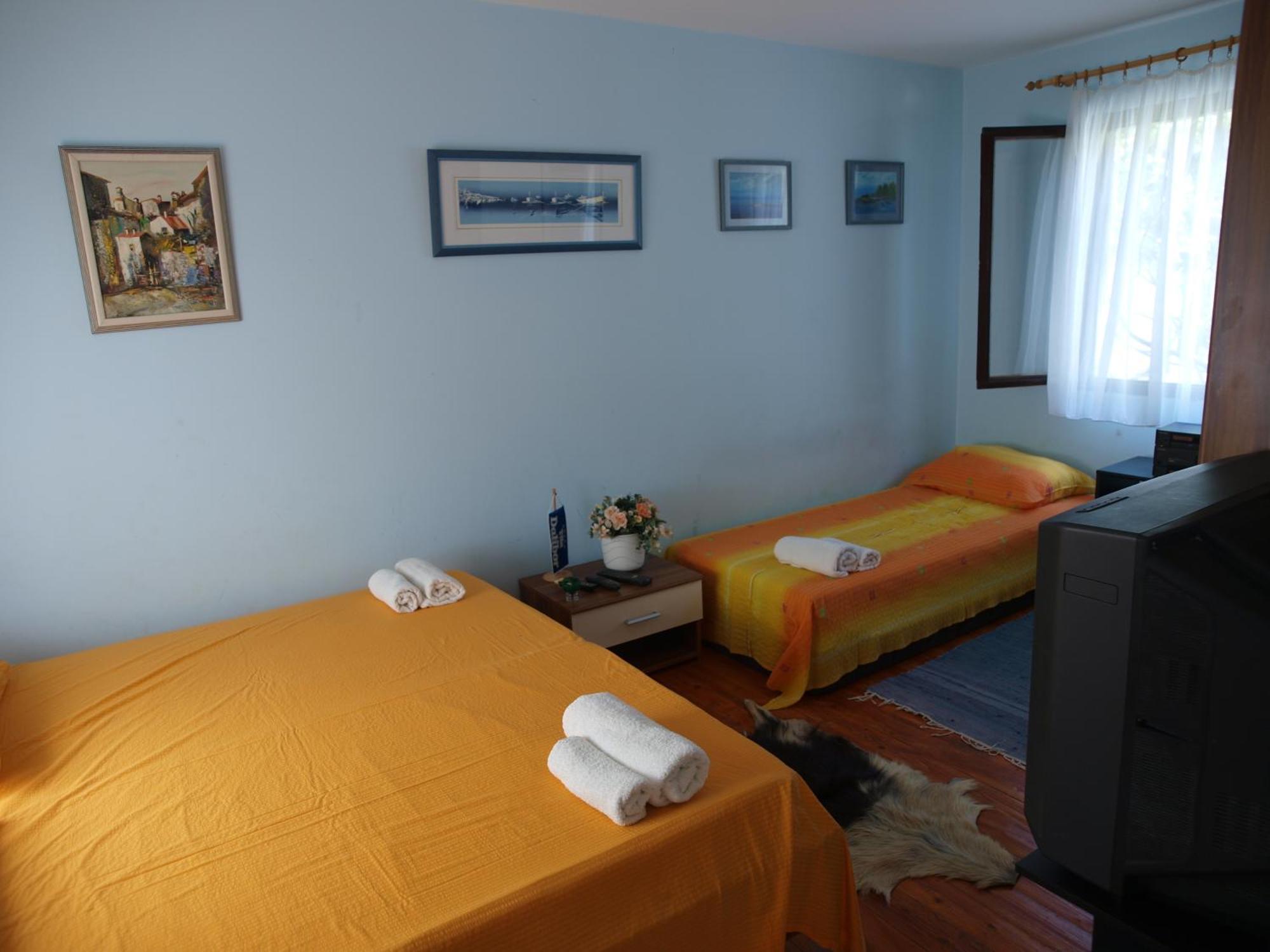 Villa Dalibor wellness, 2 jacuzzies, sauna, parking, grill, observatory, Mediterranean garden Nin Esterno foto