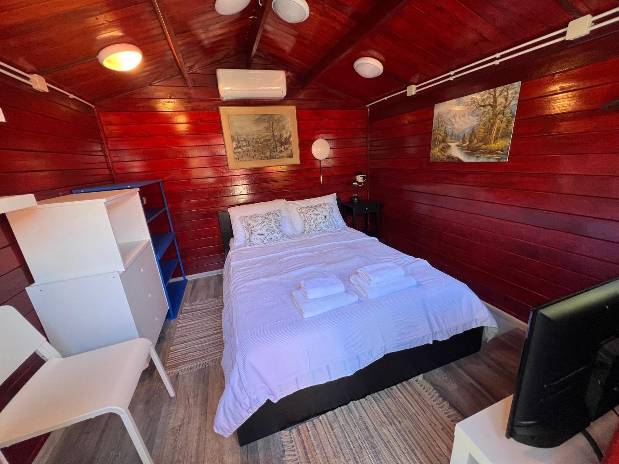 Villa Dalibor wellness, 2 jacuzzies, sauna, parking, grill, observatory, Mediterranean garden Nin Esterno foto